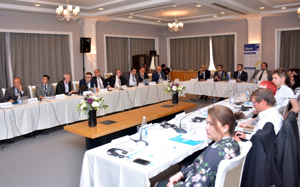 Azərbaycanda Beynəlxalq “Lightest” Forumu keçirilir - FOTO